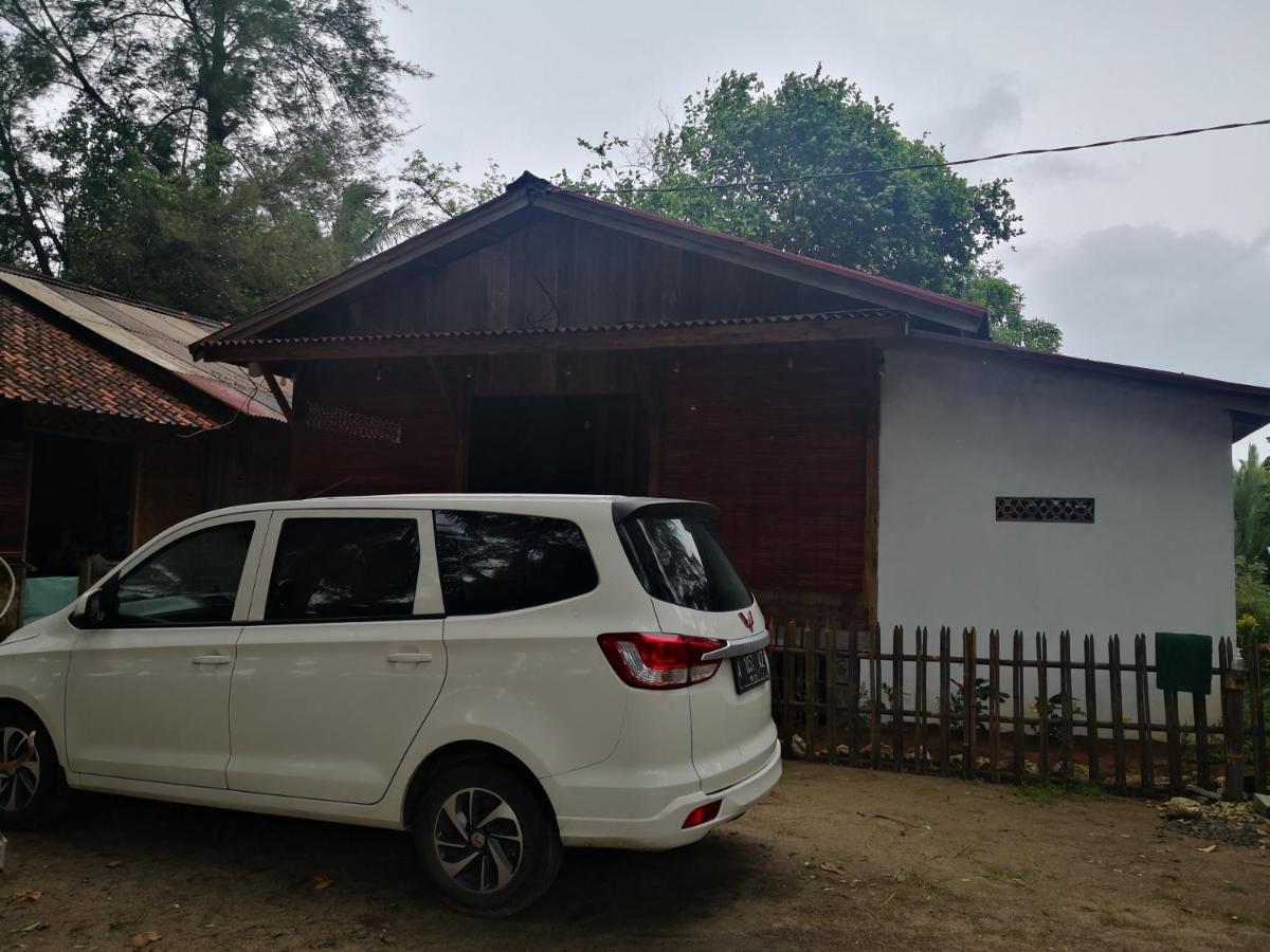 Pantai Camara Homestay Rorahmakan Exterior foto